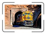 ATSF 7433 West, out of tunnel 10, Walong (Tehachapi) CA. August 1995 * 800 x 551 * (131KB)